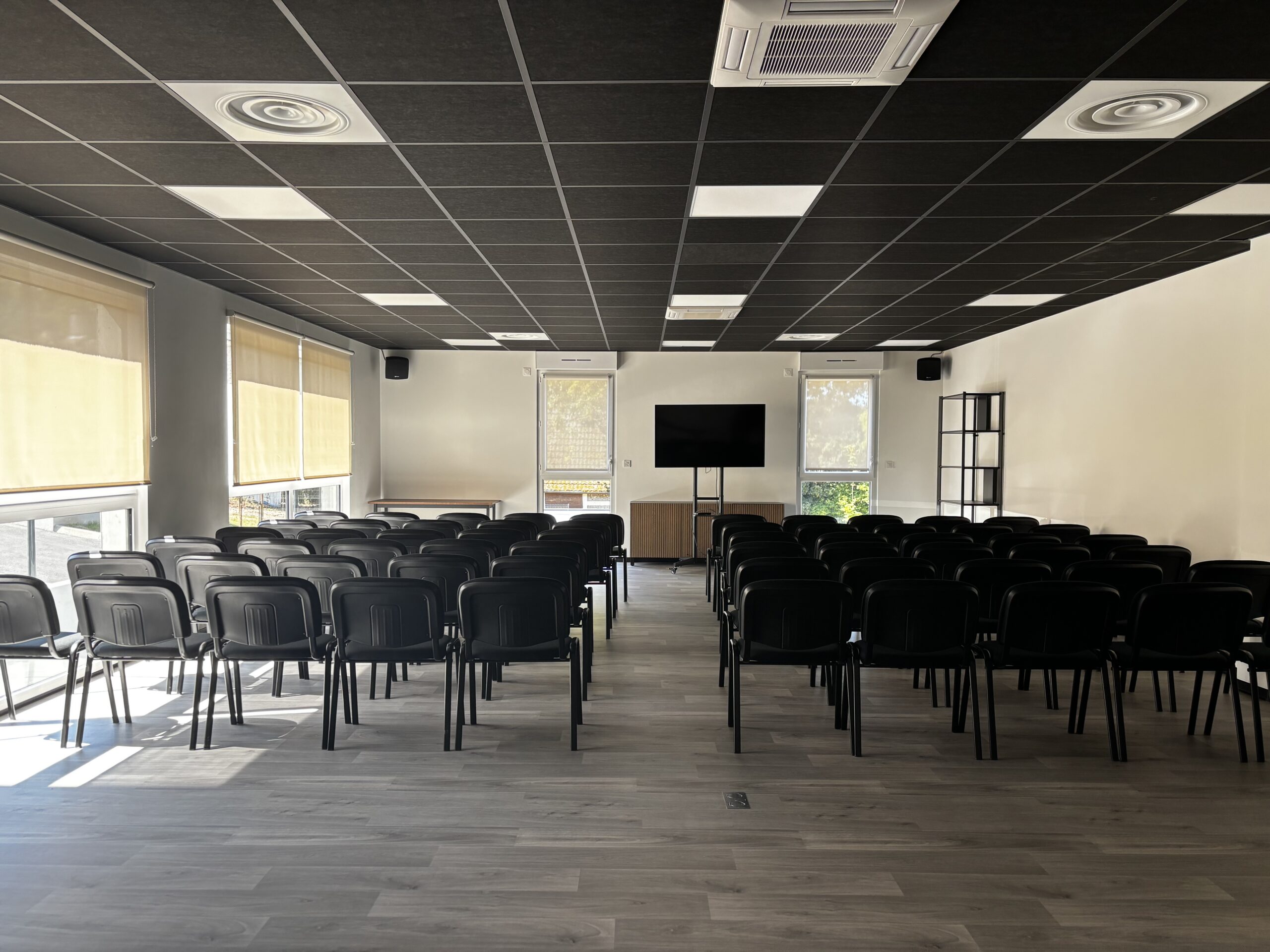 UNICITY CENTER - Espace professionnel moderne et accueillant